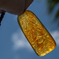 bap1184_burmese_amber_carving