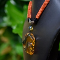 bap898_gold_green_massive_amber_pendant