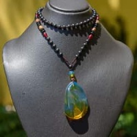 bicolor_green_and_blue_pendant