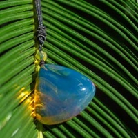 bright_sky_blue_pendant