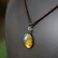 clear_dominican_amber_necklace