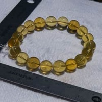 dominican_amber_stretching_bracelet
