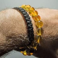 dominican_amber_stretching_bracelet_1876123109