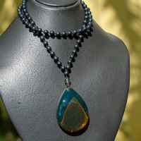 top_quality_green_amber_drop