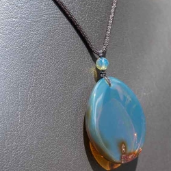 BAP1185 Ocean Blue Amber Pendant 4
