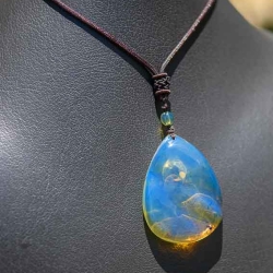 BAP1207 Dominican Electric Blue Amber Pendant 3