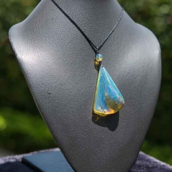 BAP826 Blue Amber Pendant