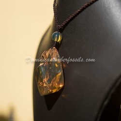 Dominican Pendant From La Bucara Amber 7
