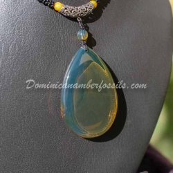 Top Quality Almond Shaped Green Pendant 2