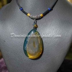 Top Quality Almond Shaped Green Pendant